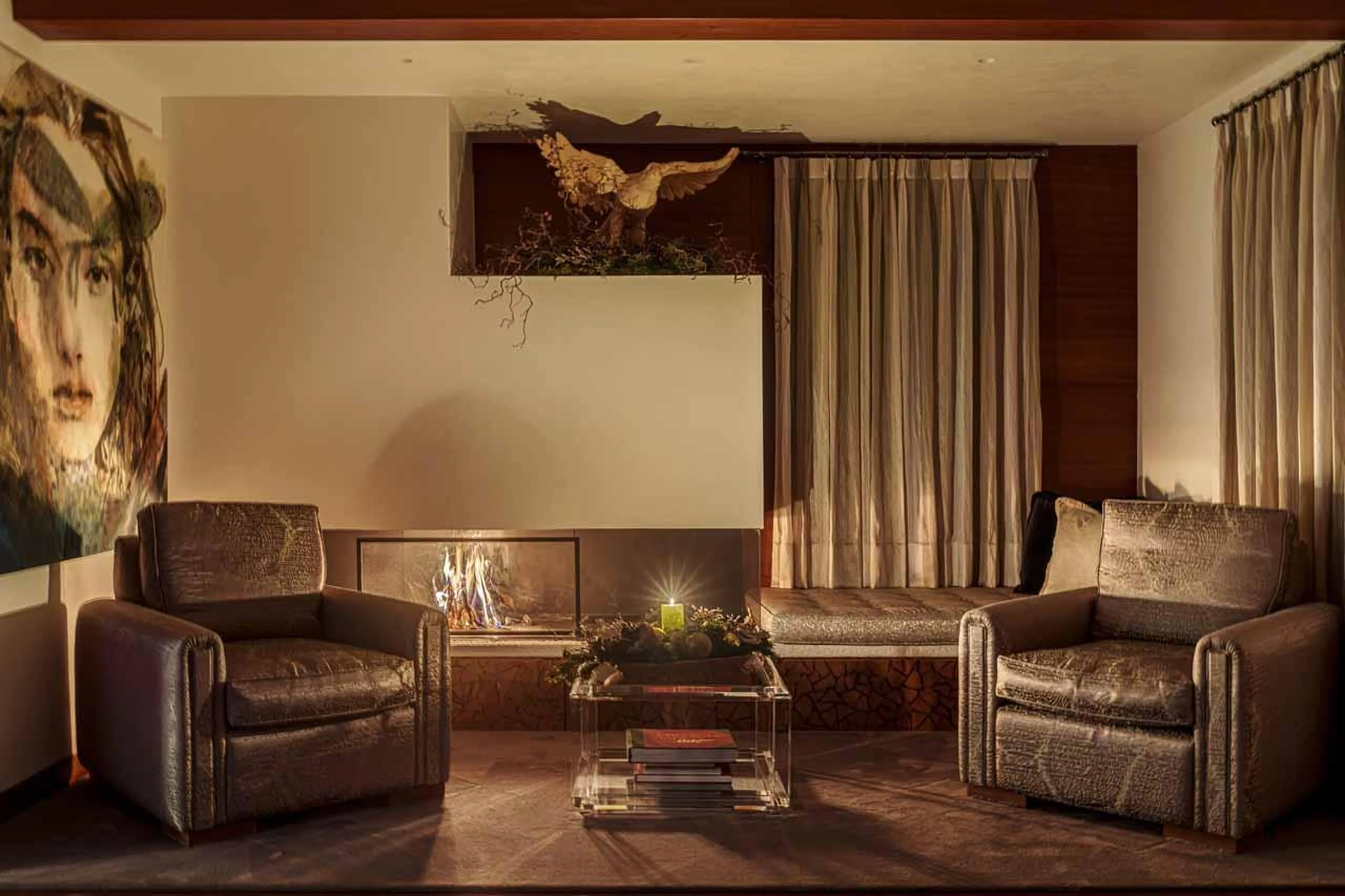 Second living area with fireplace at Chalet LV | 01 in Cortina