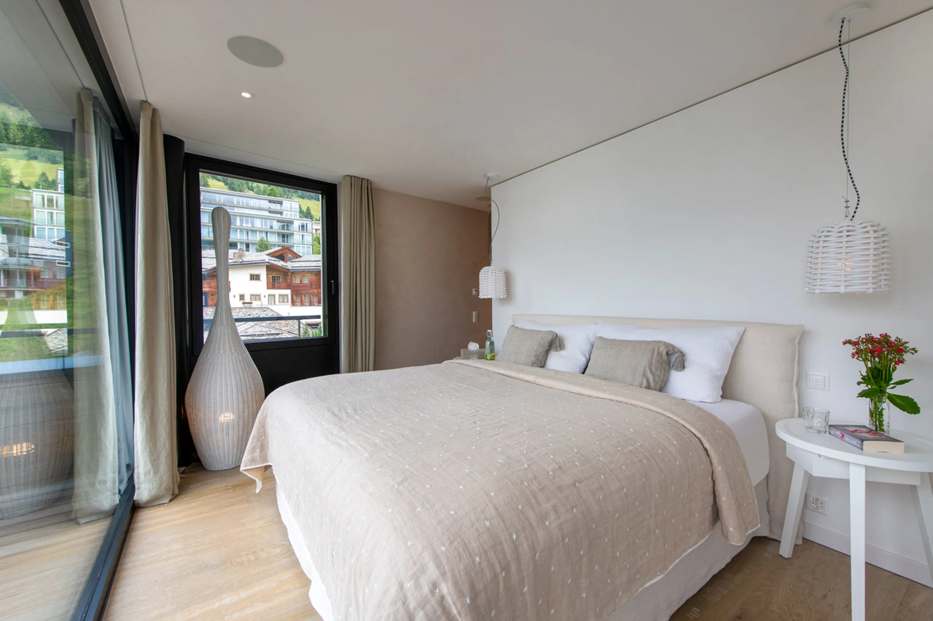 Master bedroom at Penthouse Attica in Davos