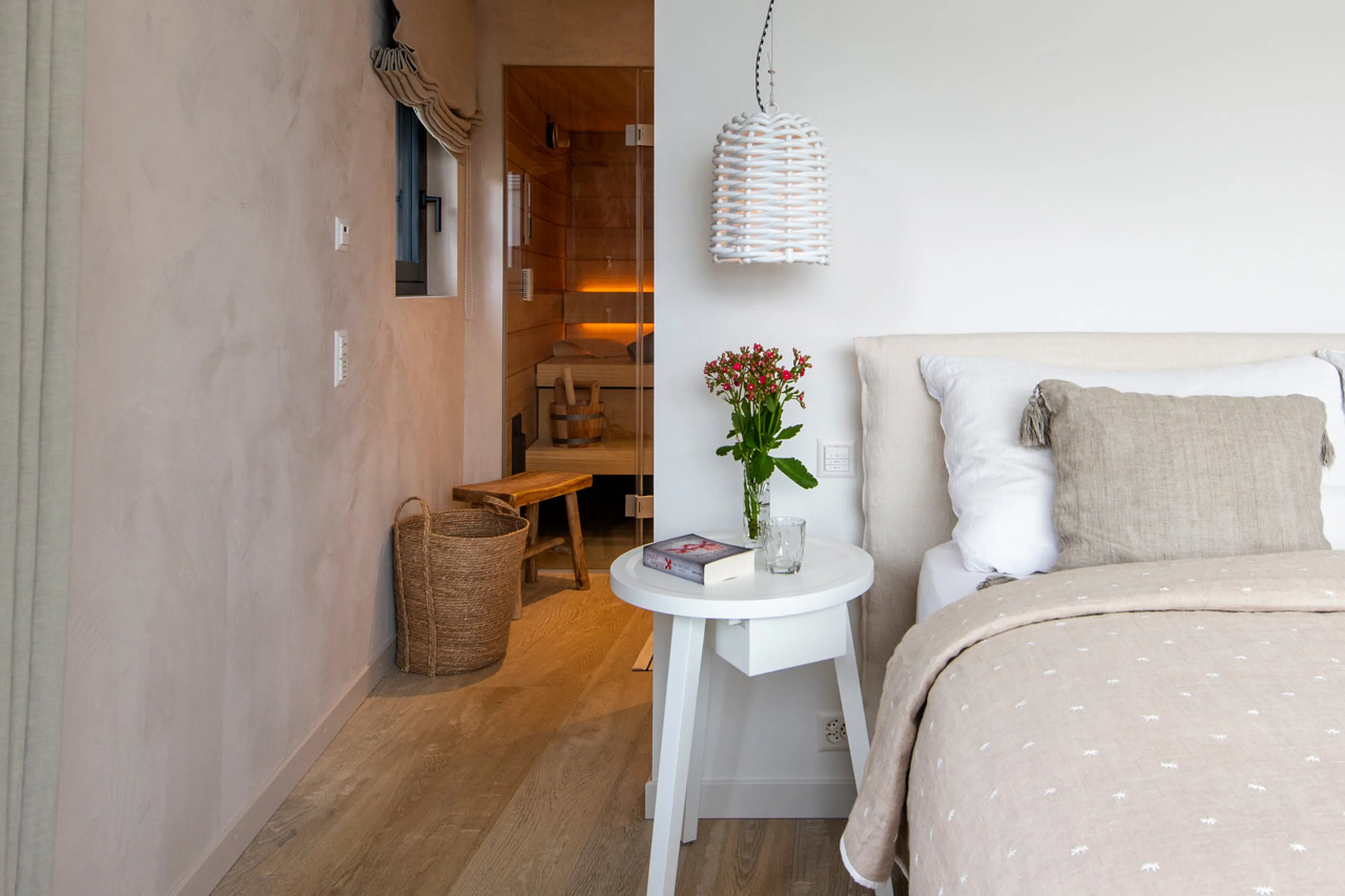 Bathroom entrance at Penthouse Attica in Davos