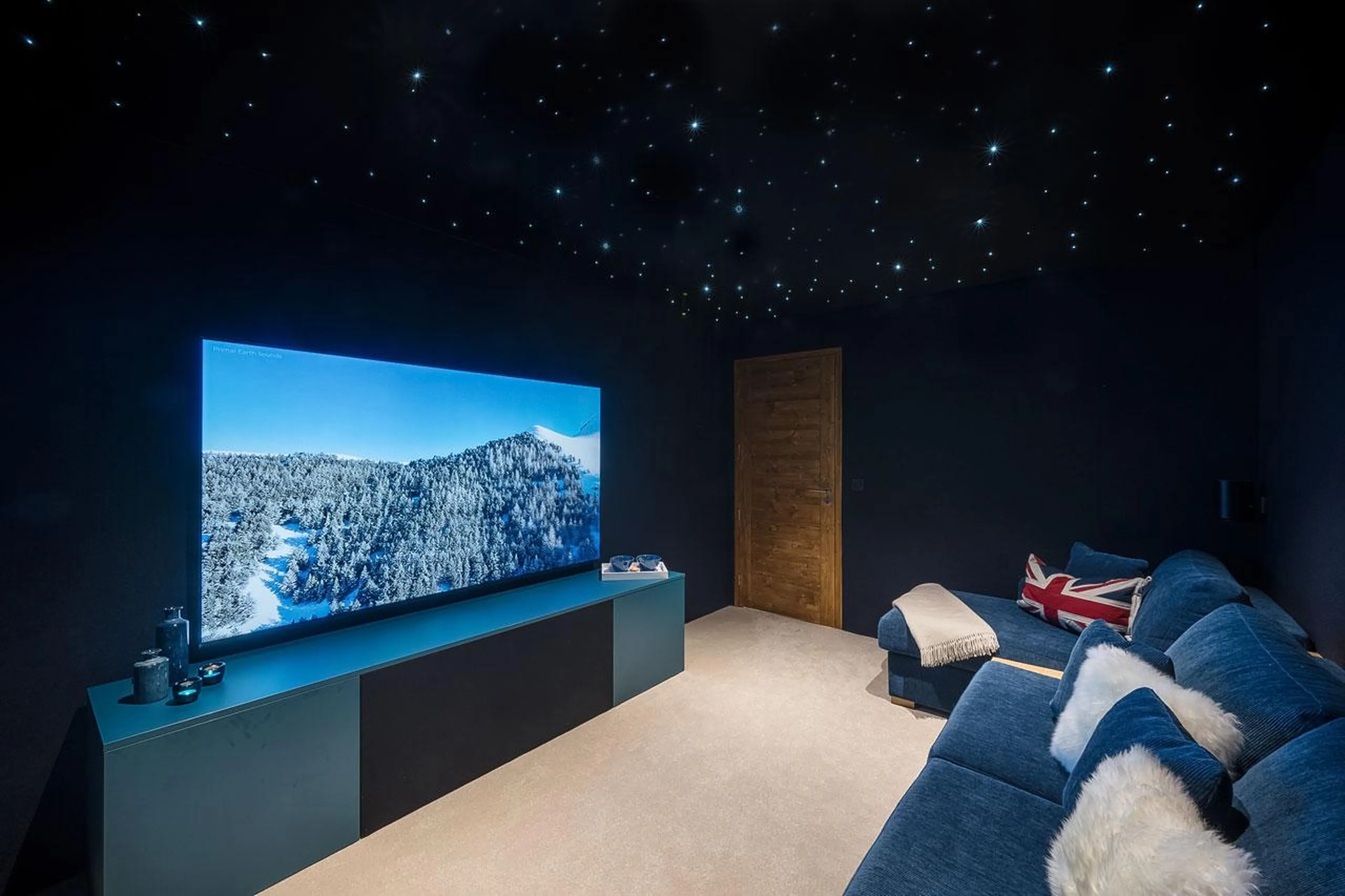 Cinema room in Penthouse Joy, Morzine