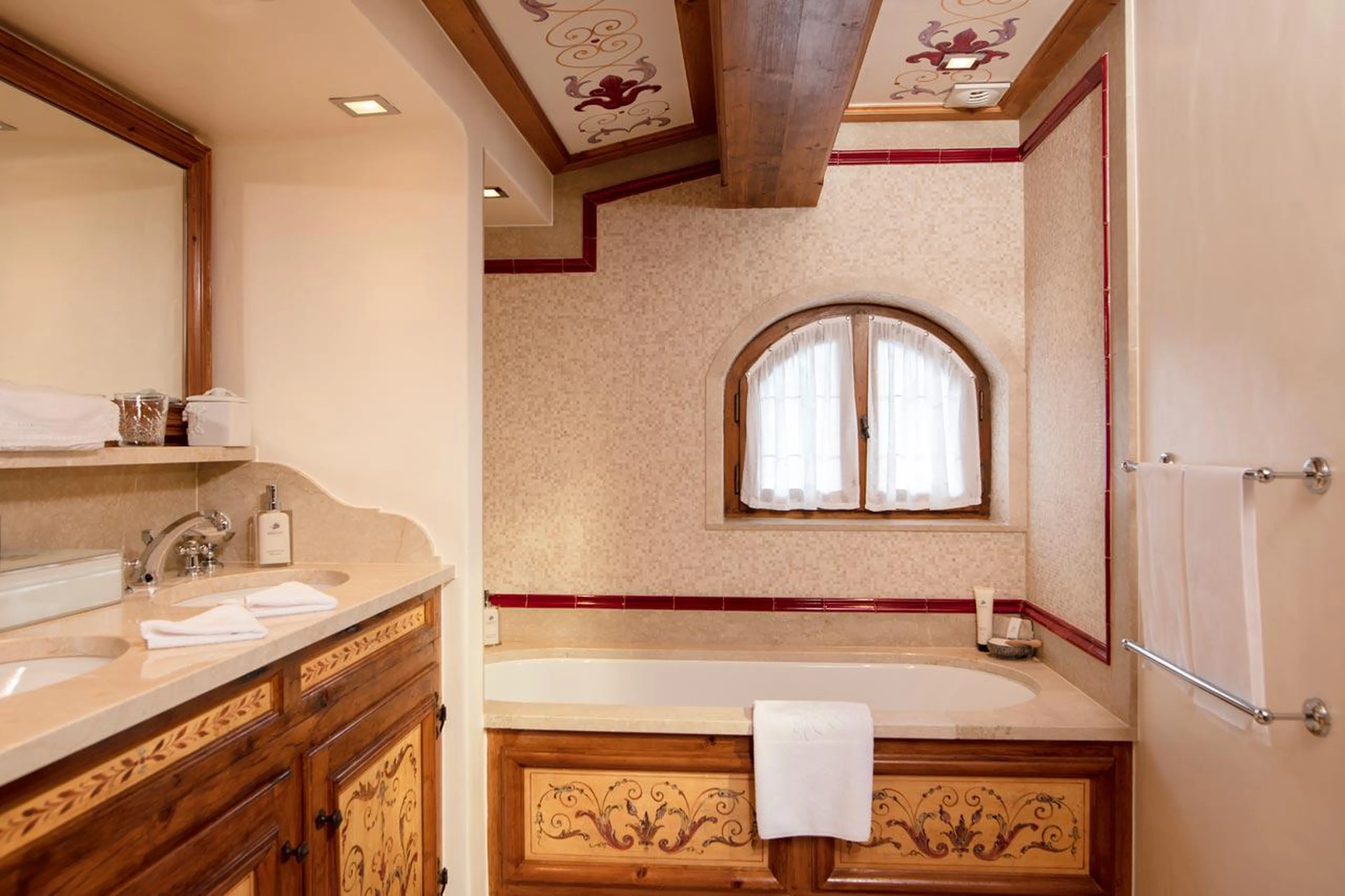 Multi-sensory shower in in Penthouse Les Airelles in Courchevel 1850