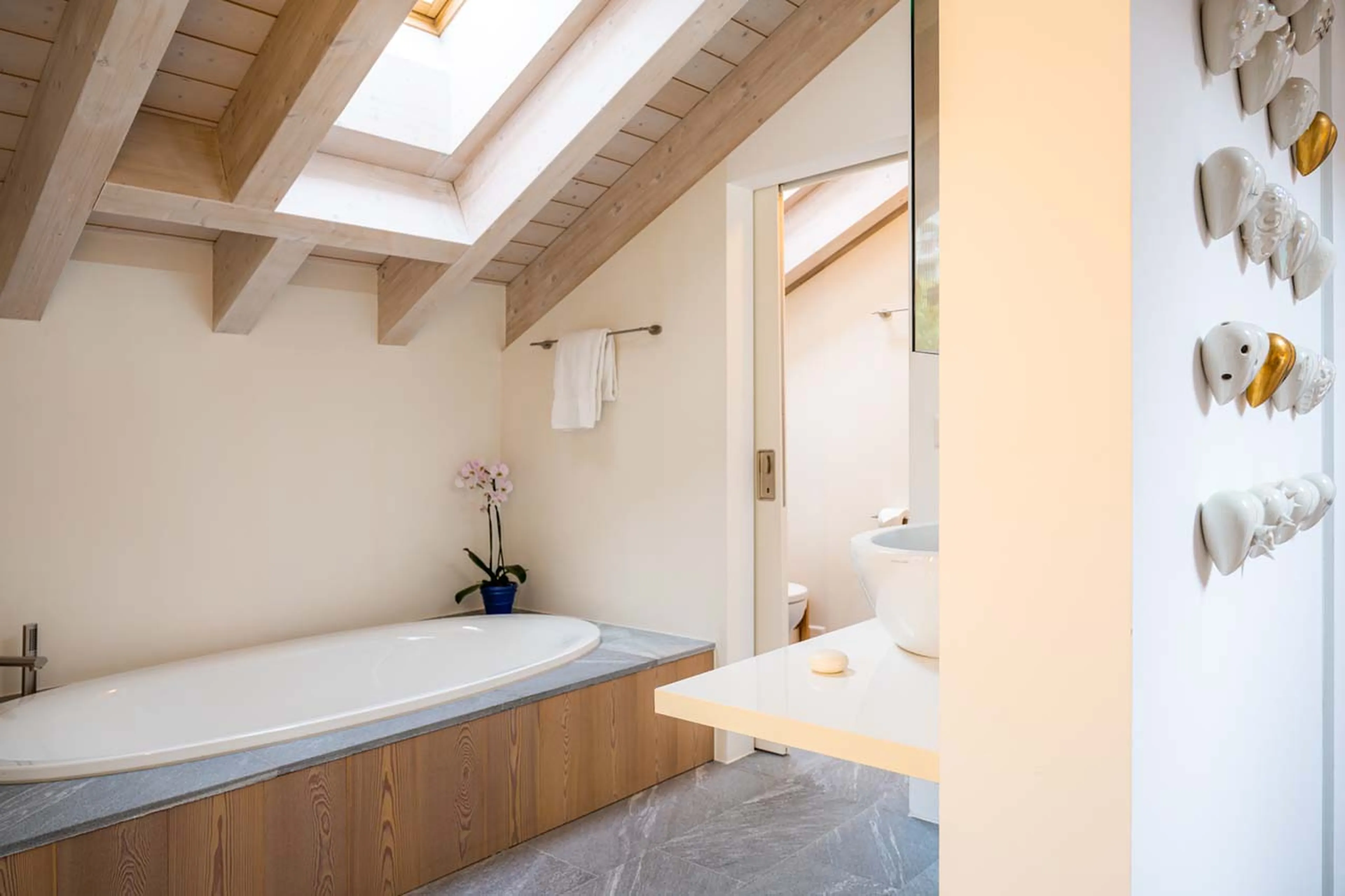 Bathroom three at Parrot Penthouse in Zermatt