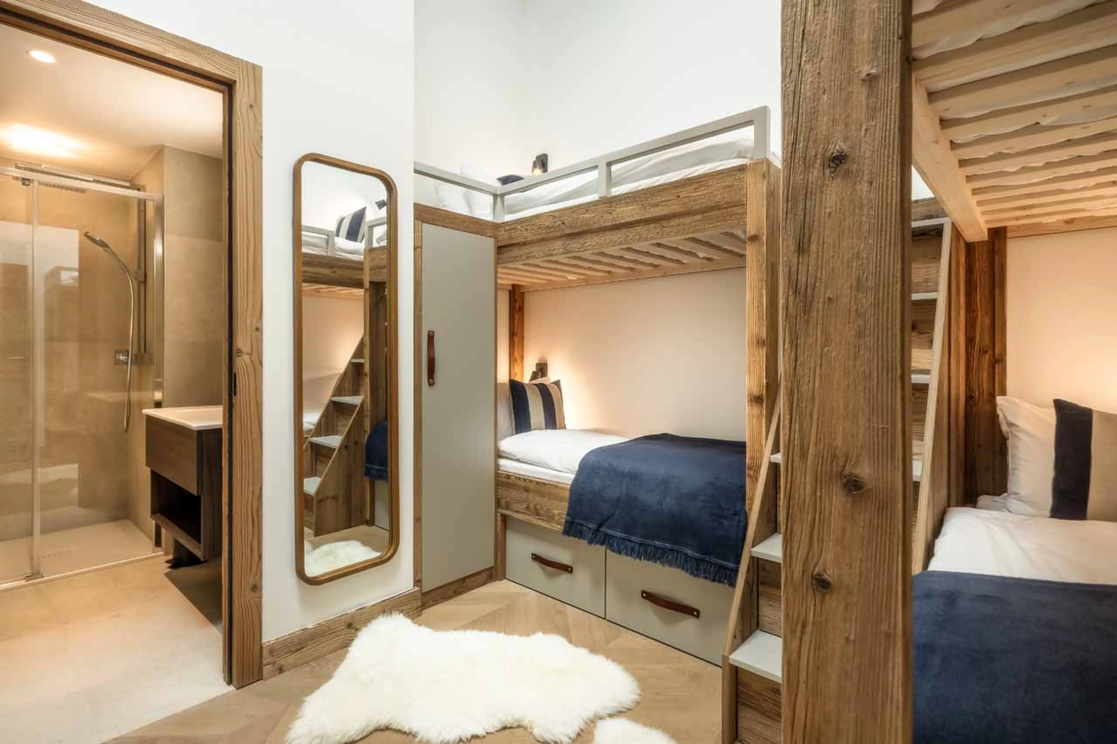 Bedroom 4 at Penthouse Snowgum in Morzine