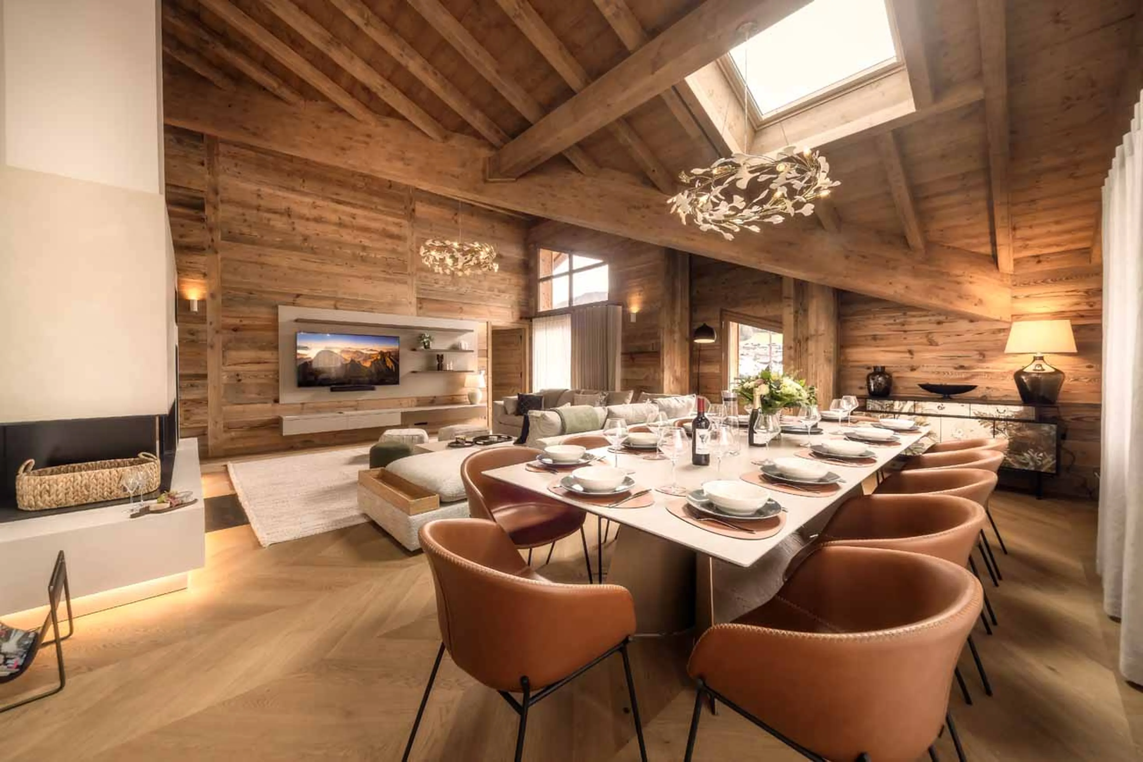 Dining area at Penthouse Snowgum in Morzine