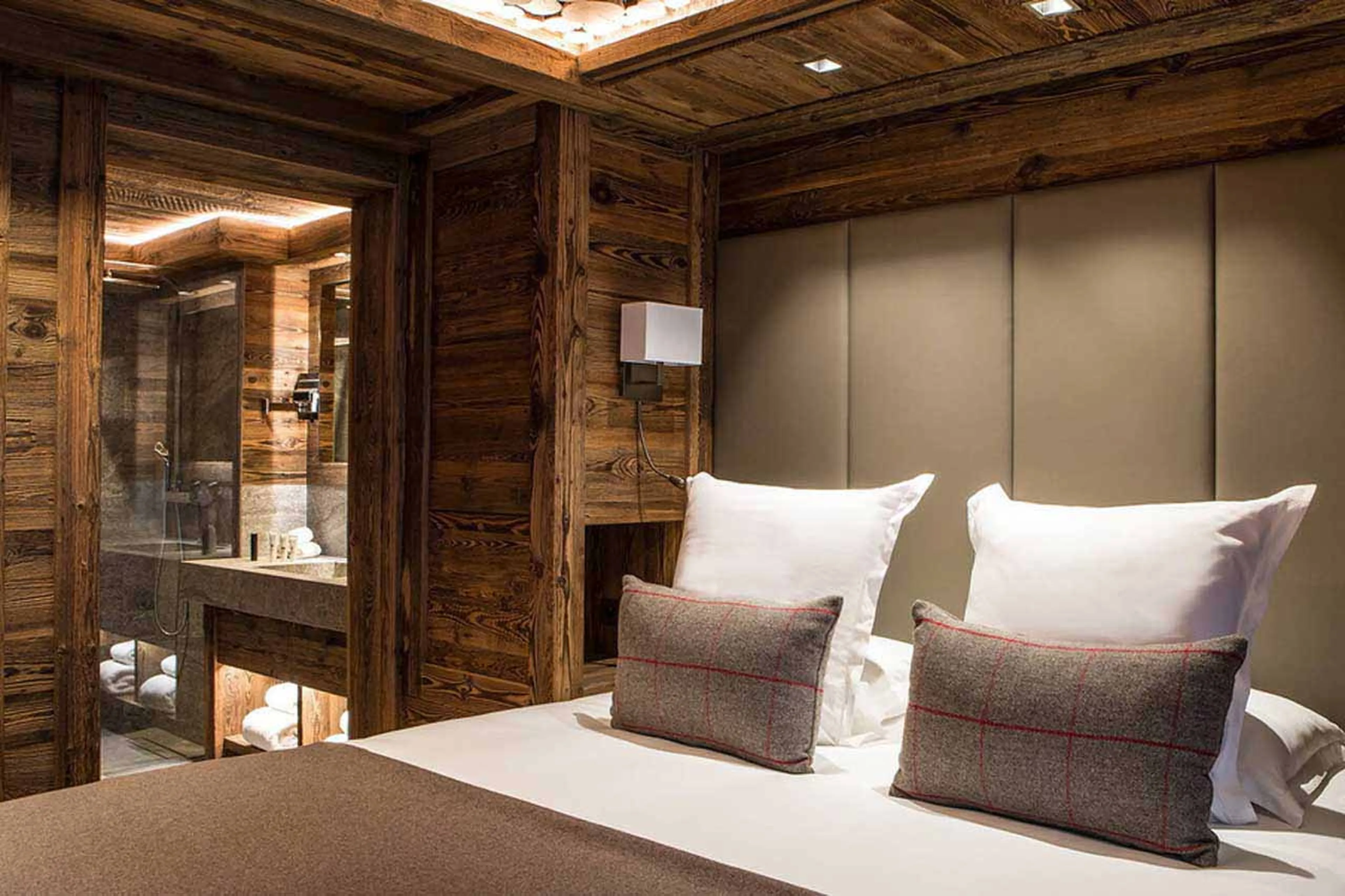 Entrance to bathroom three at Refuge de la Traye in Meribel