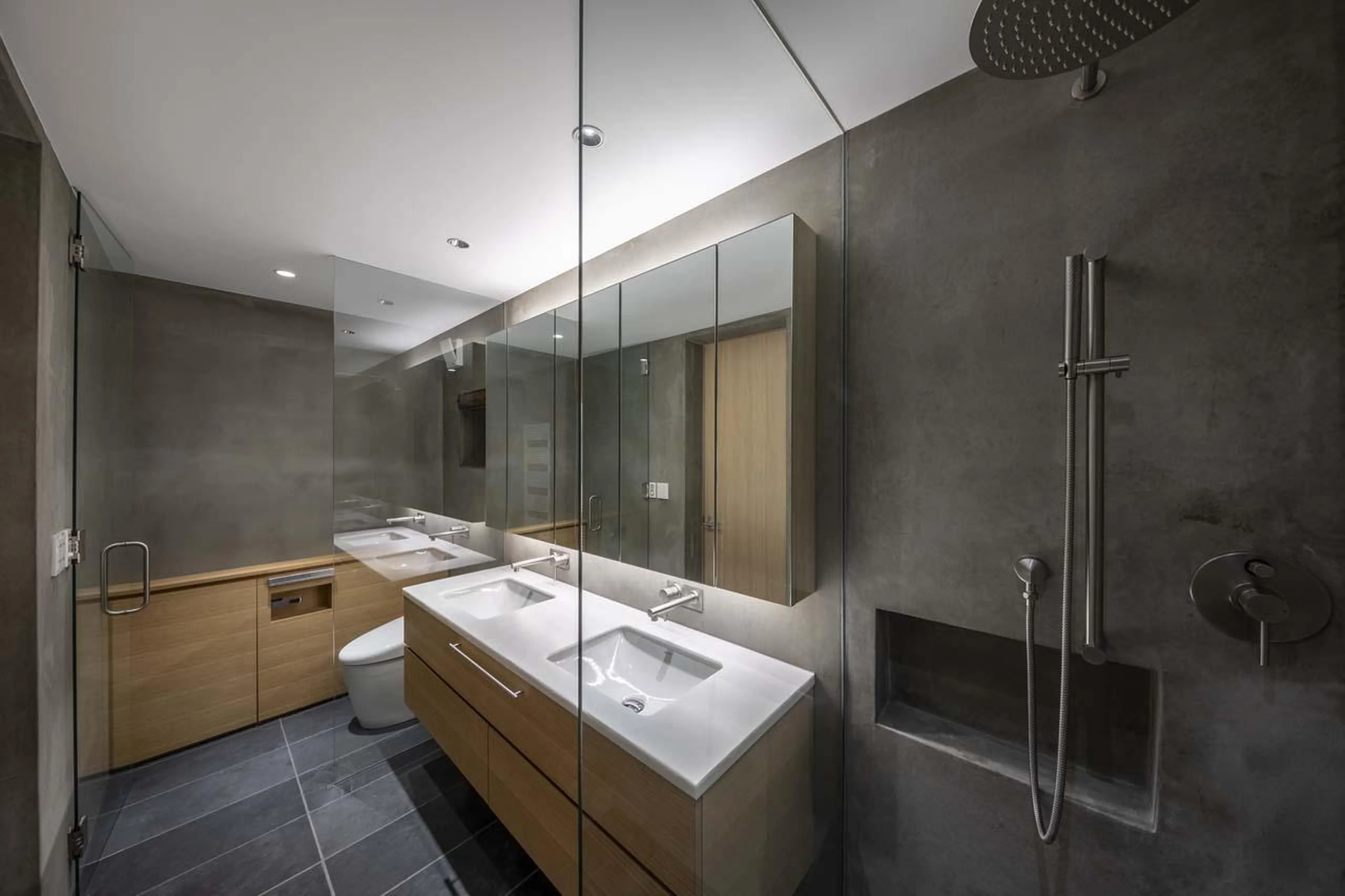 En-suite shower room at Silver Dream in Niseko