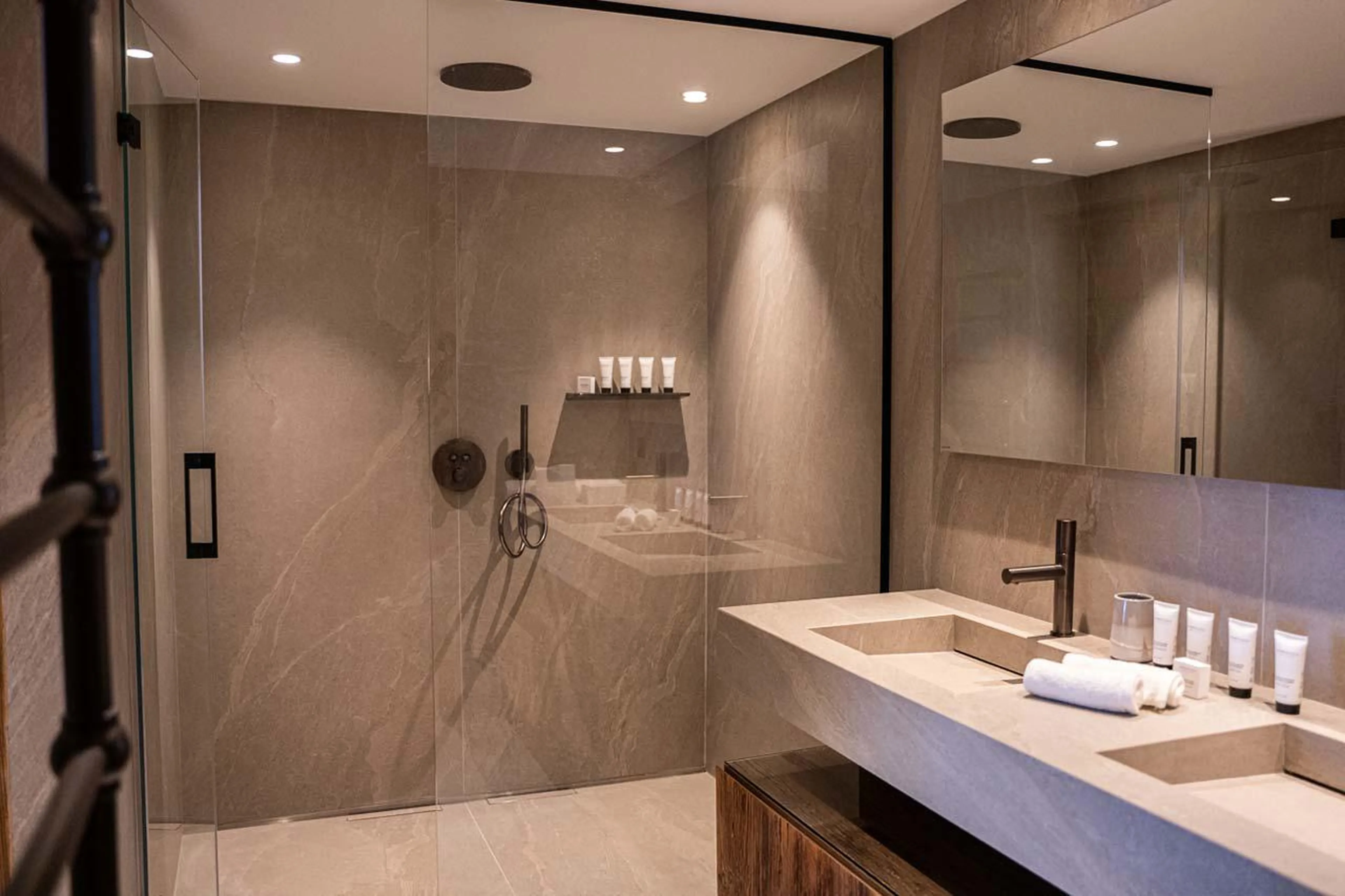 En-suite shower room with double basin at Silverstone Altitude 7 in Val d'Isere
