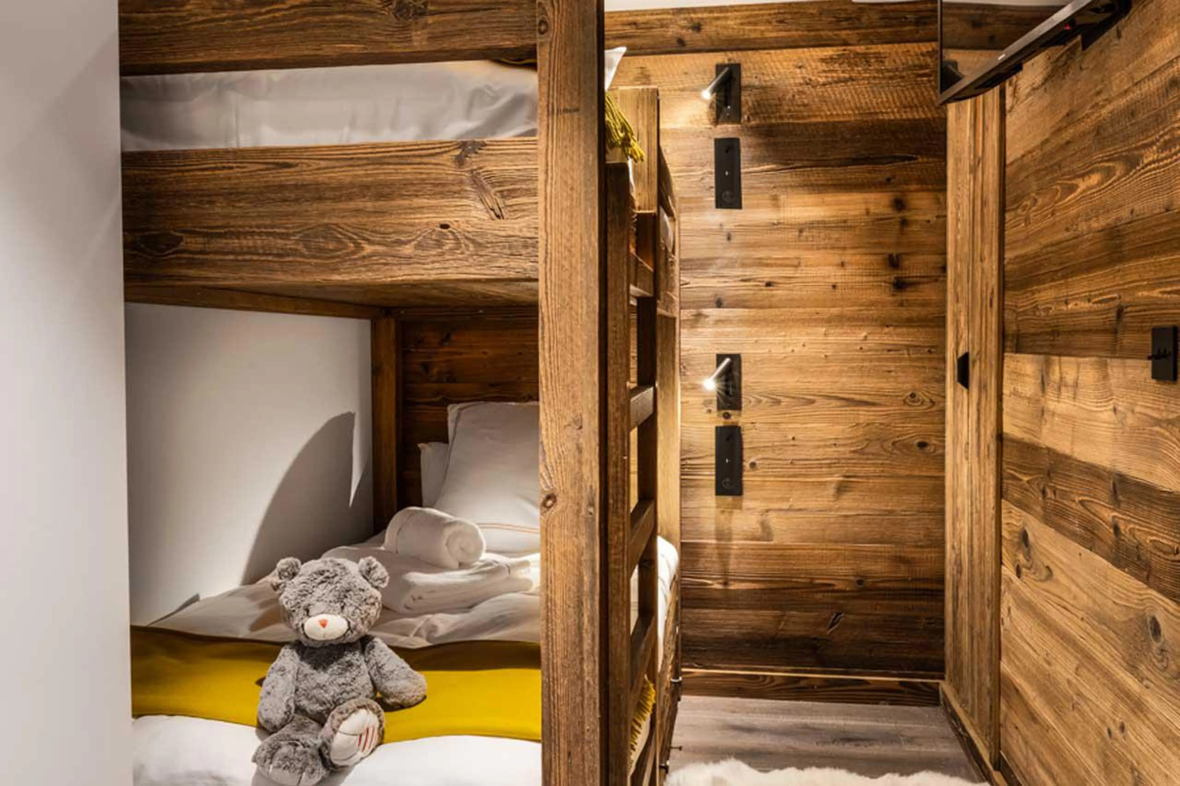 Bunk room at Silverstone Lodge 1 in Val d'Isere