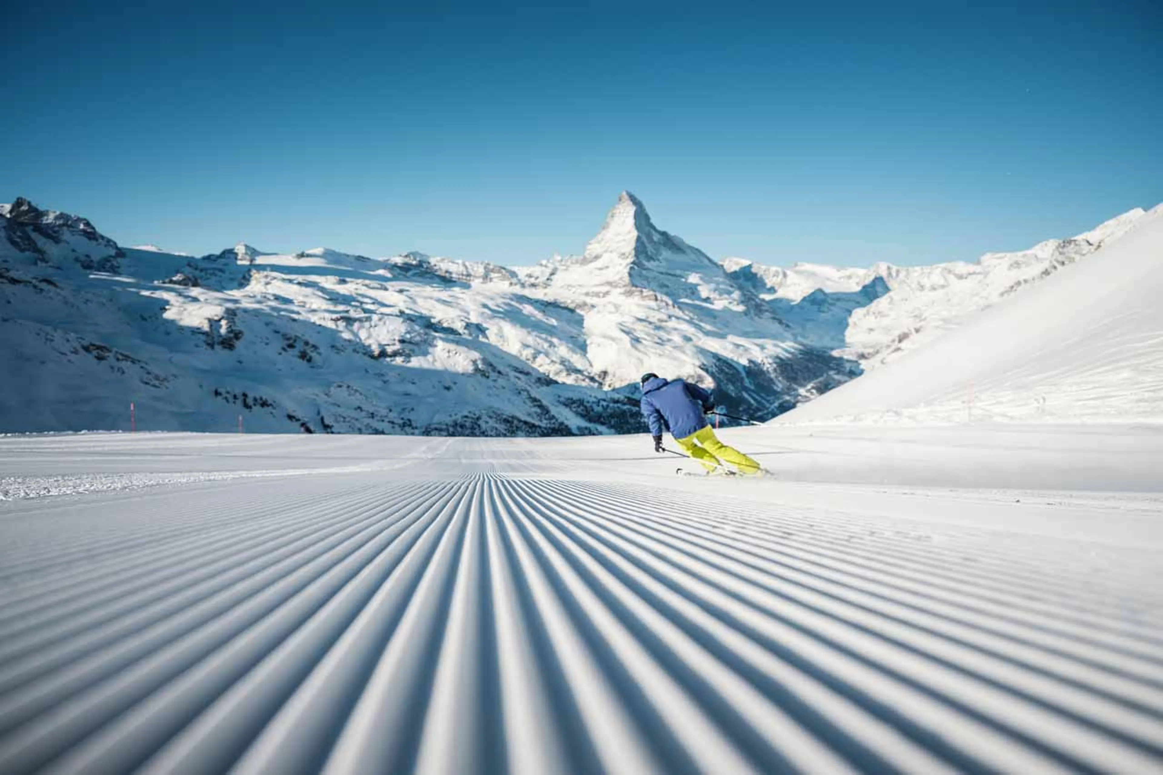 Spring skiing in Zermatt with Matterhorn view