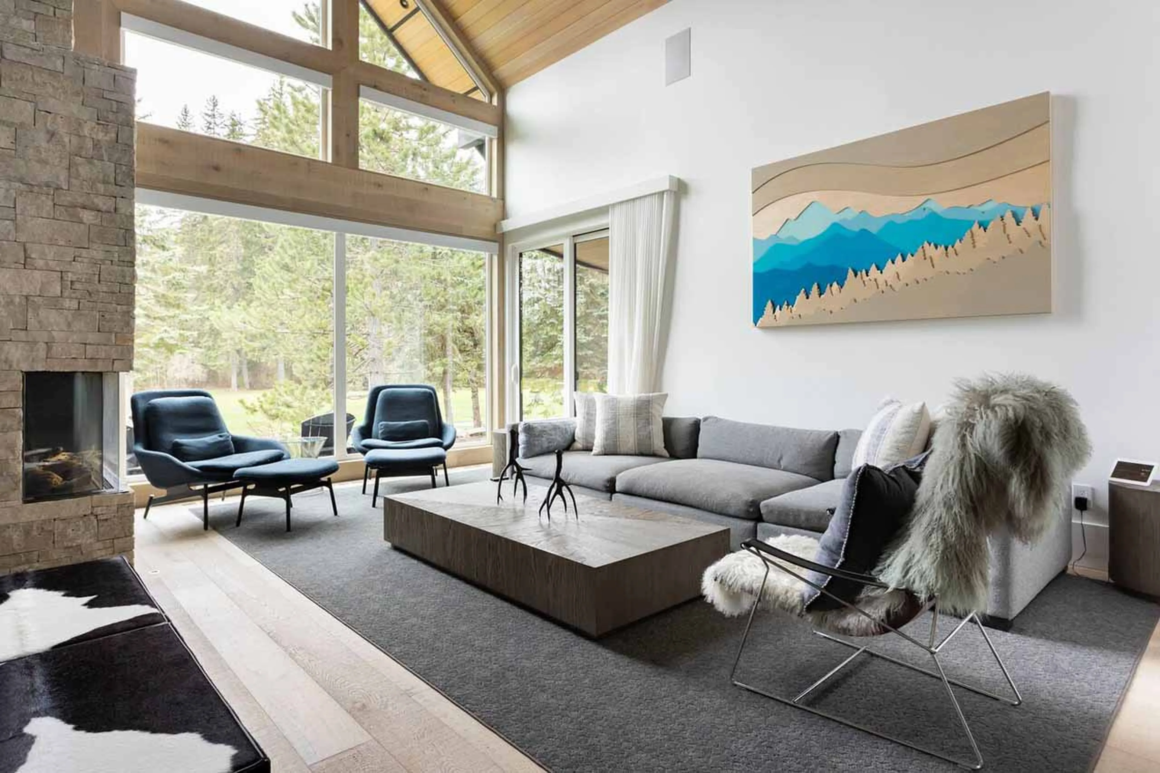 Living area at Chalet Stellar Jay in Whistler