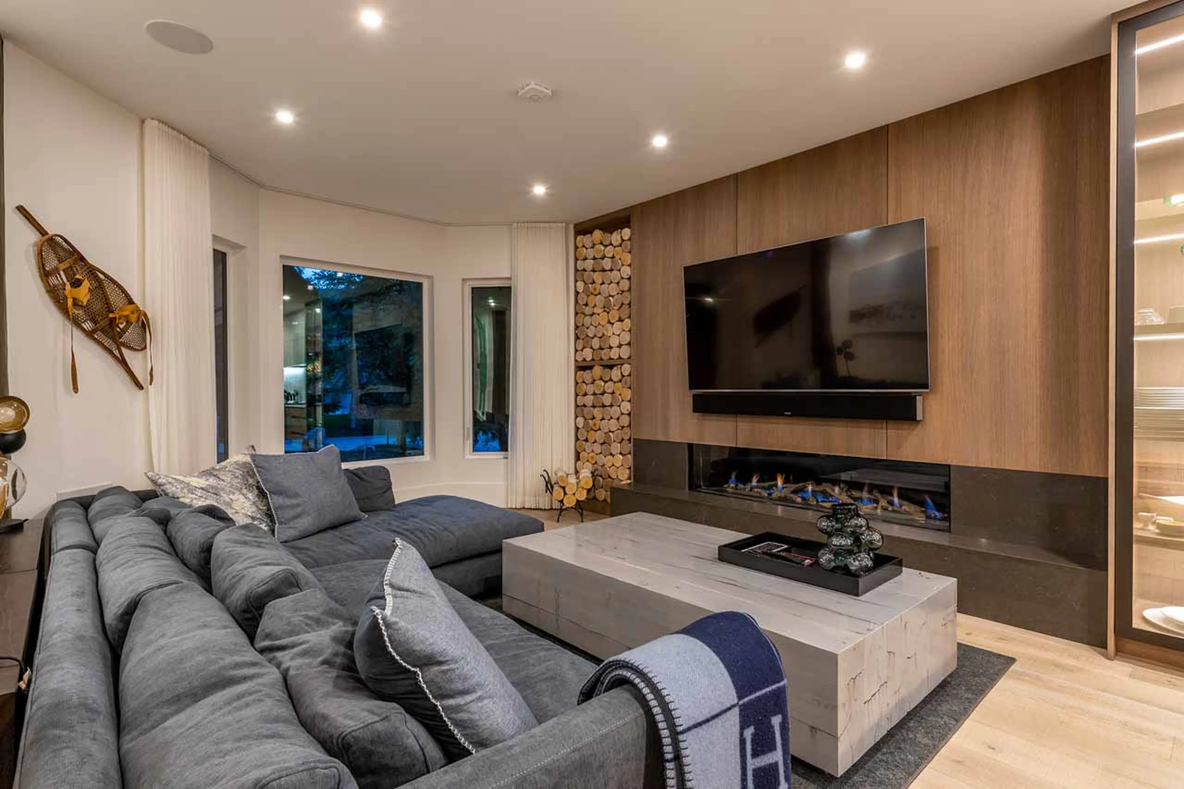TV corner at Chalet Stellar Jay in Whistler
