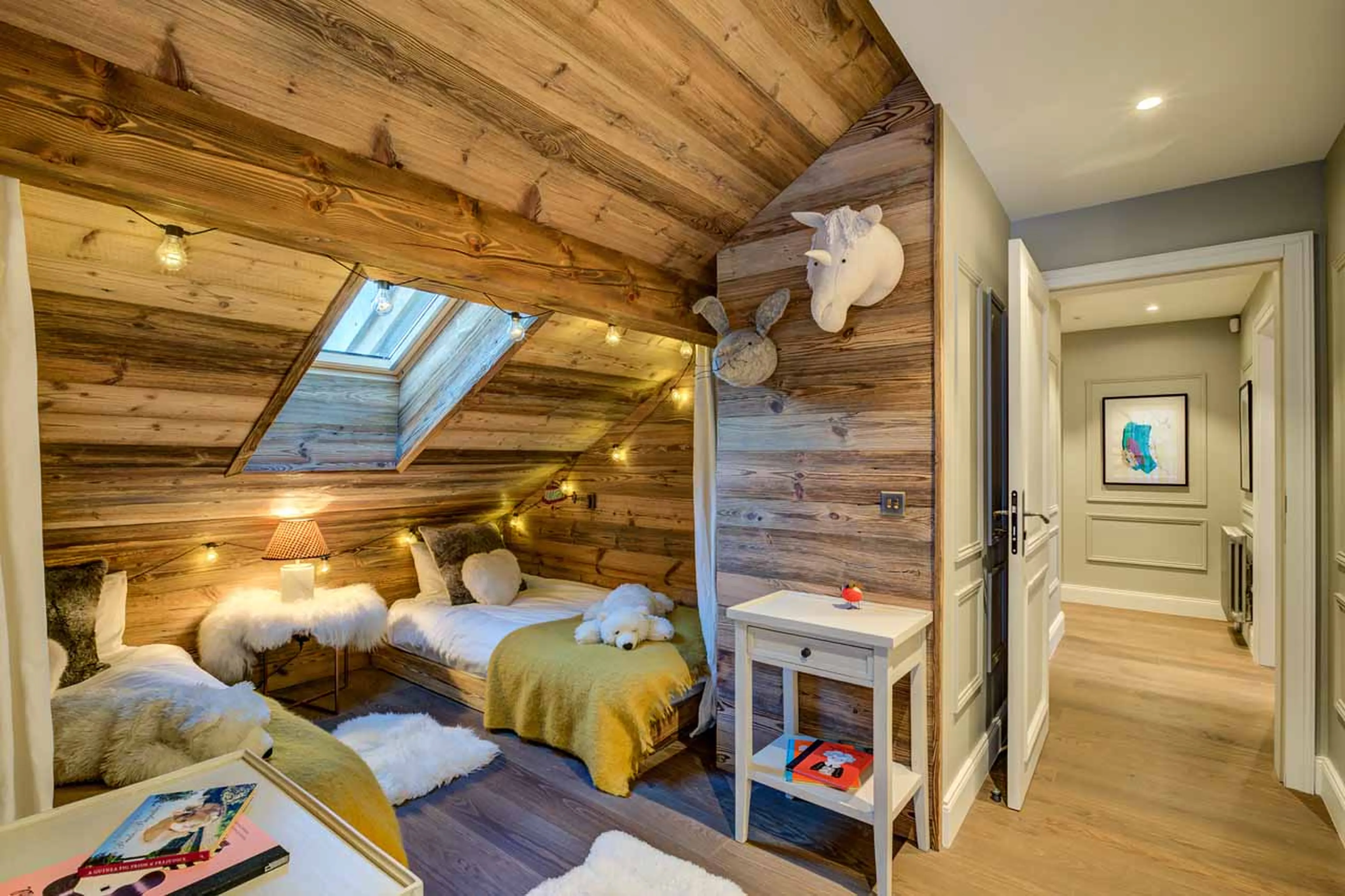 Children's twin bedroom at The Lightbowne in Meribel