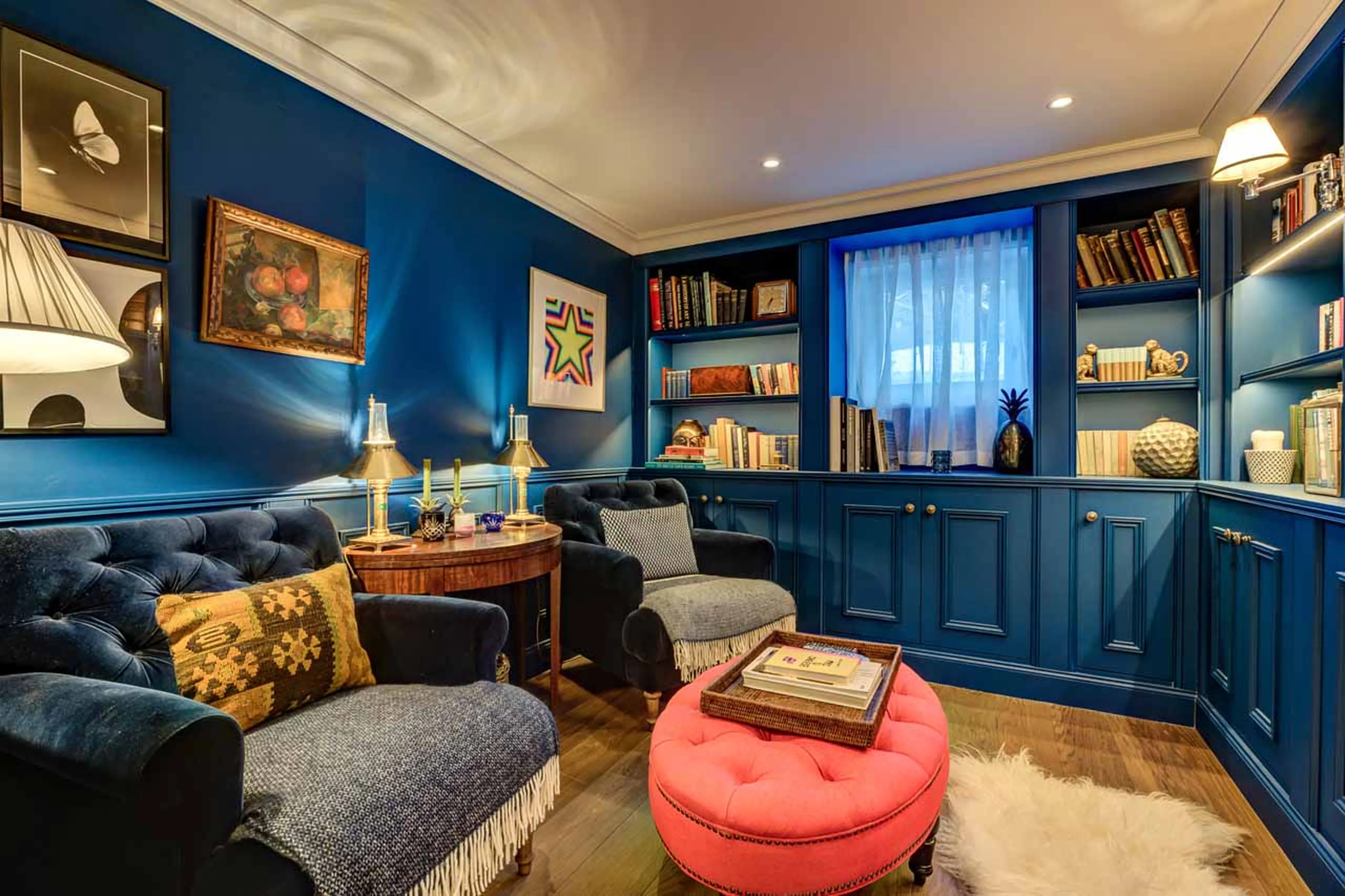 Library at The Lightbowne in Meribel