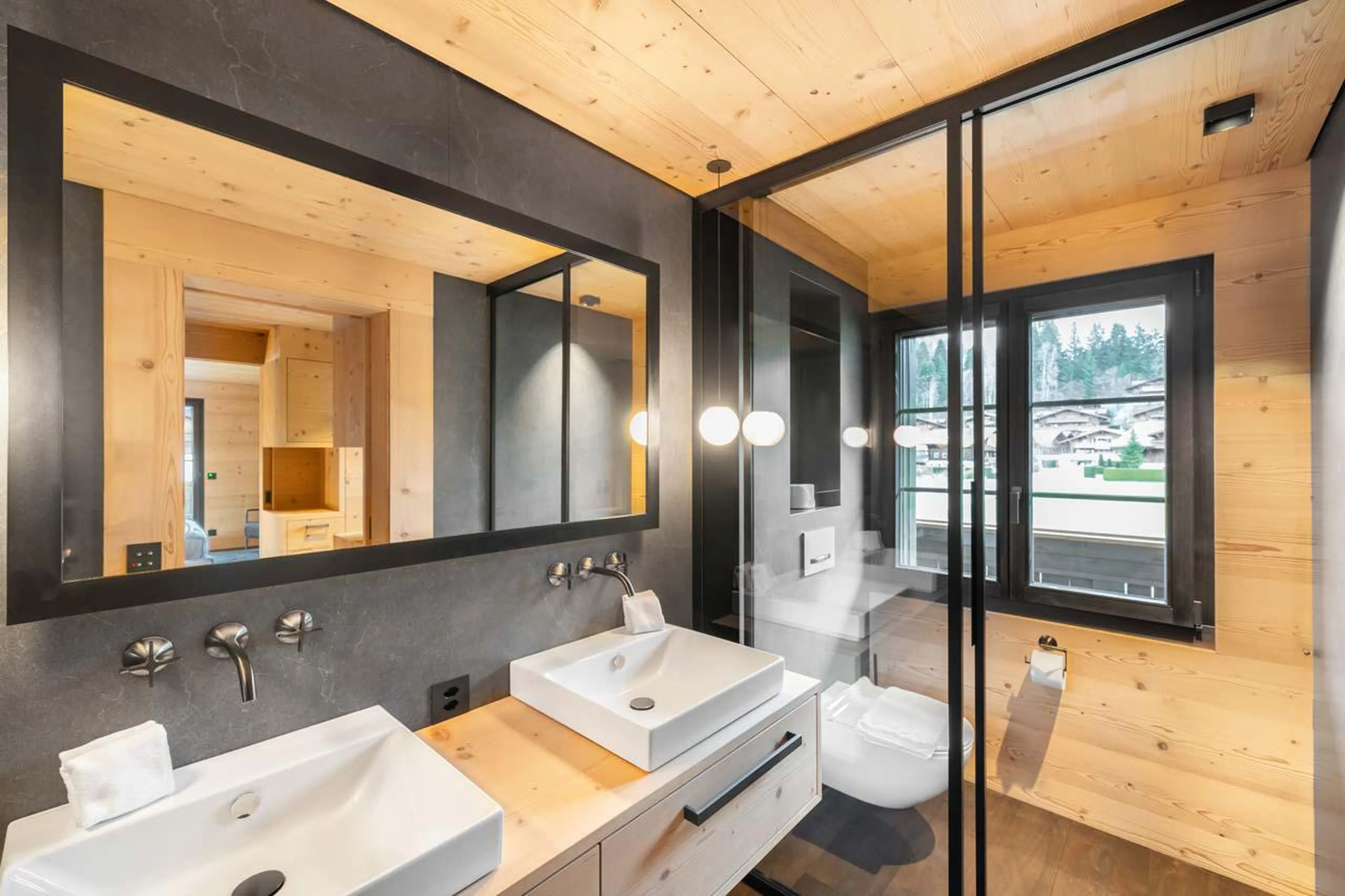En-suite shower room at Apartment Eggli in Gstaad
