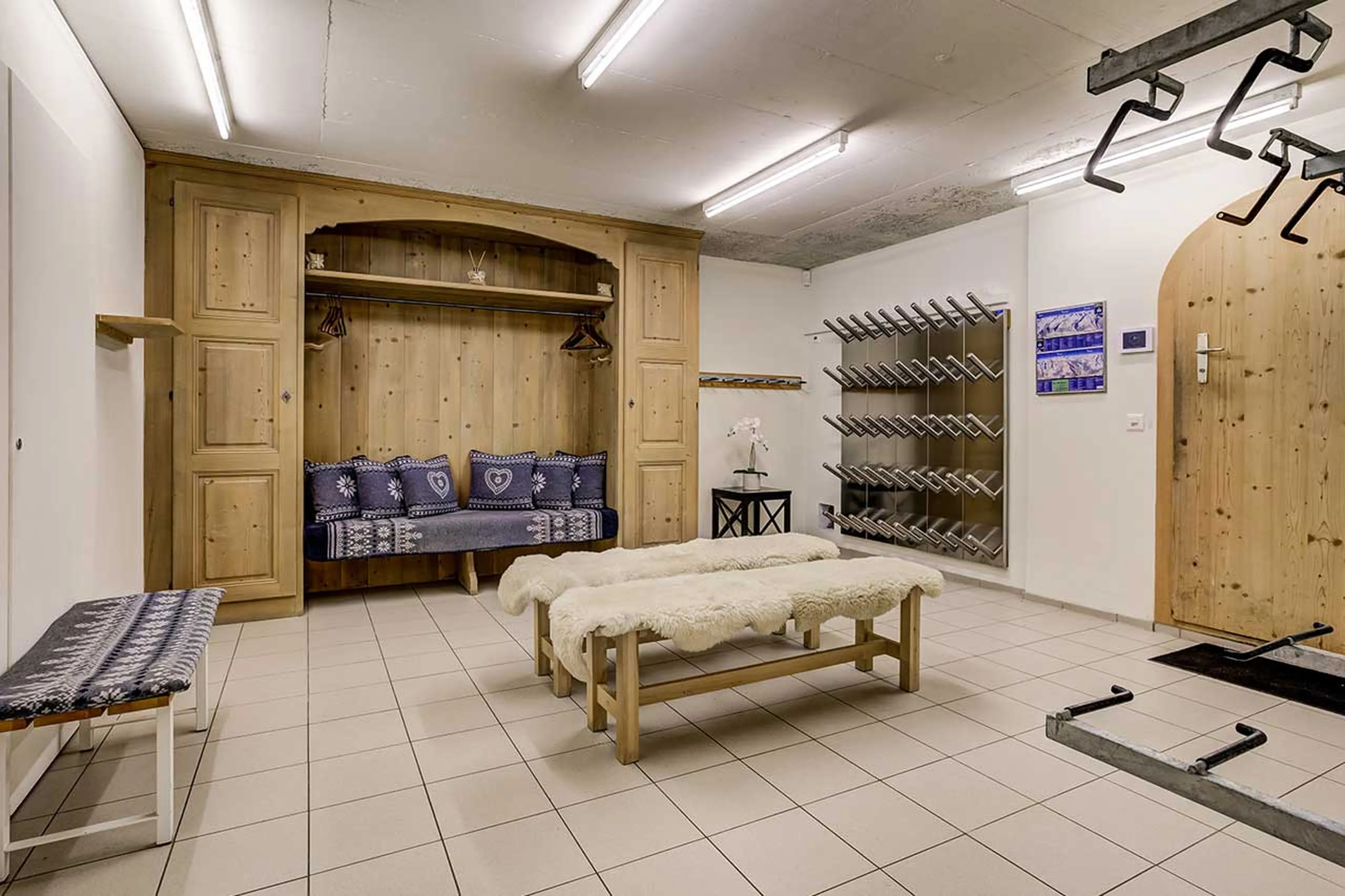 Ski room at Tivoli Lodge in Davos