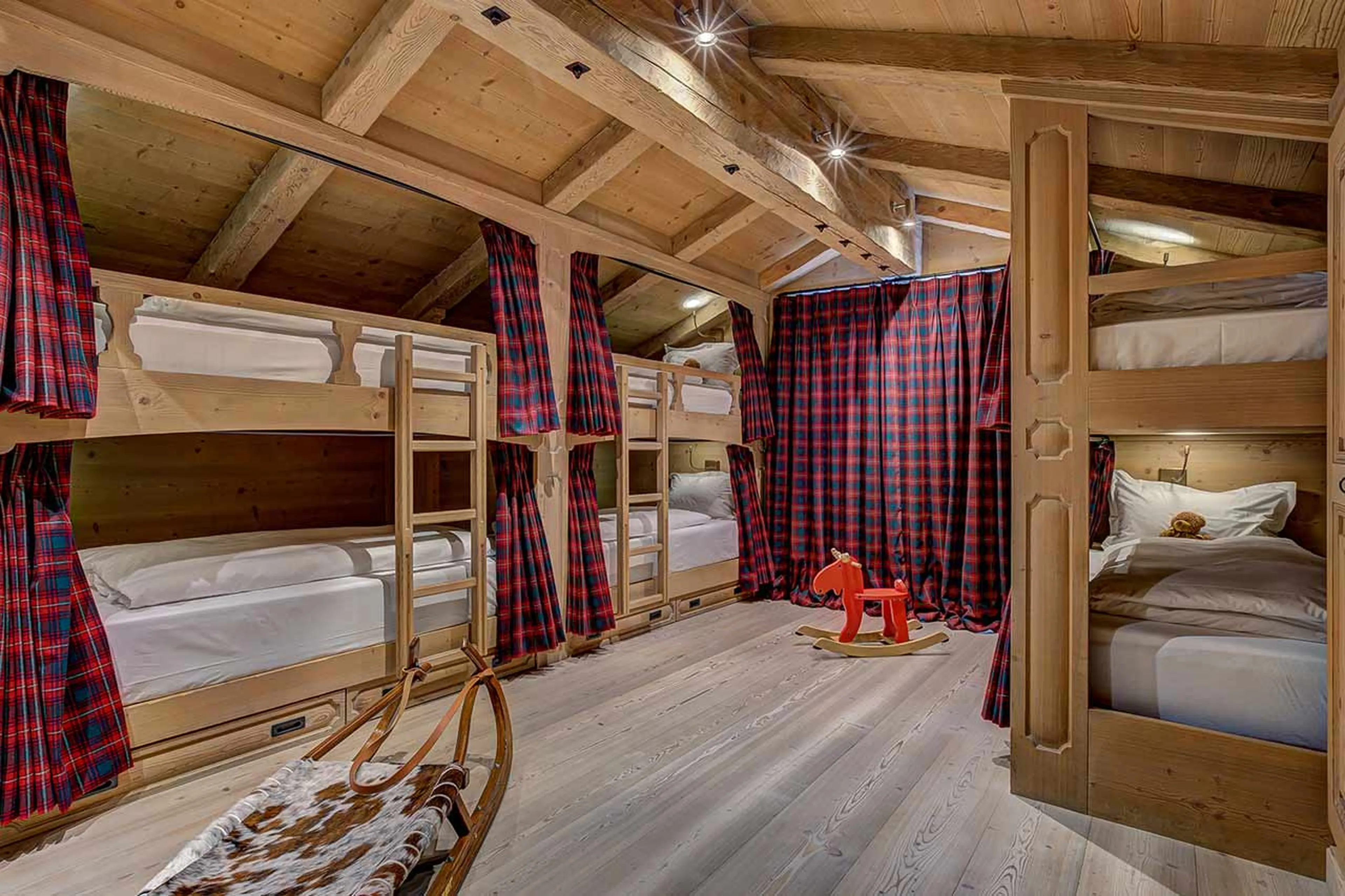 Bunk bedroom at  Tivoli Lodge in Davos