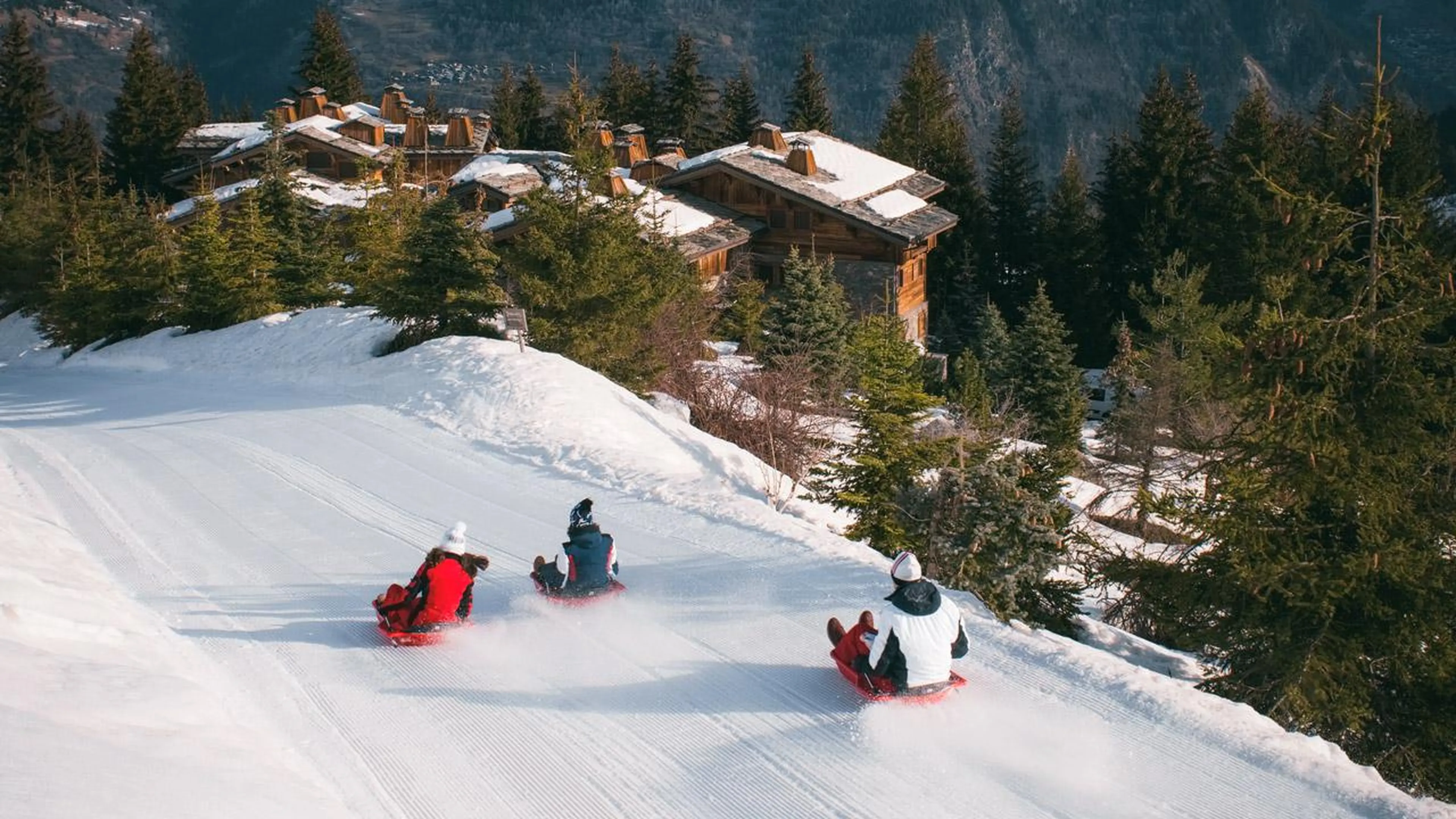 Dog sledding in Courchevel 1850