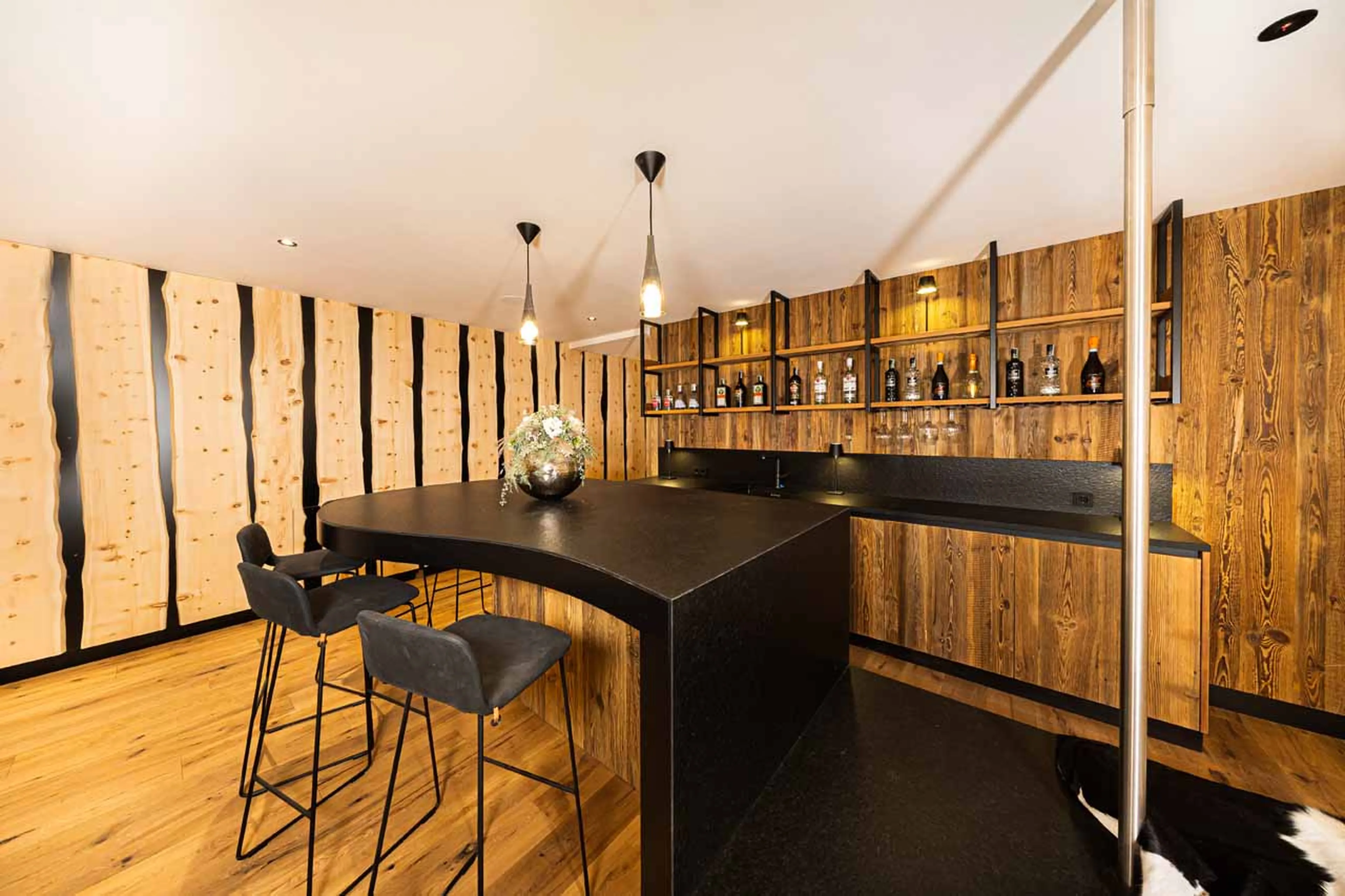 Bar seating at Chalet Carolina in Val Gardena