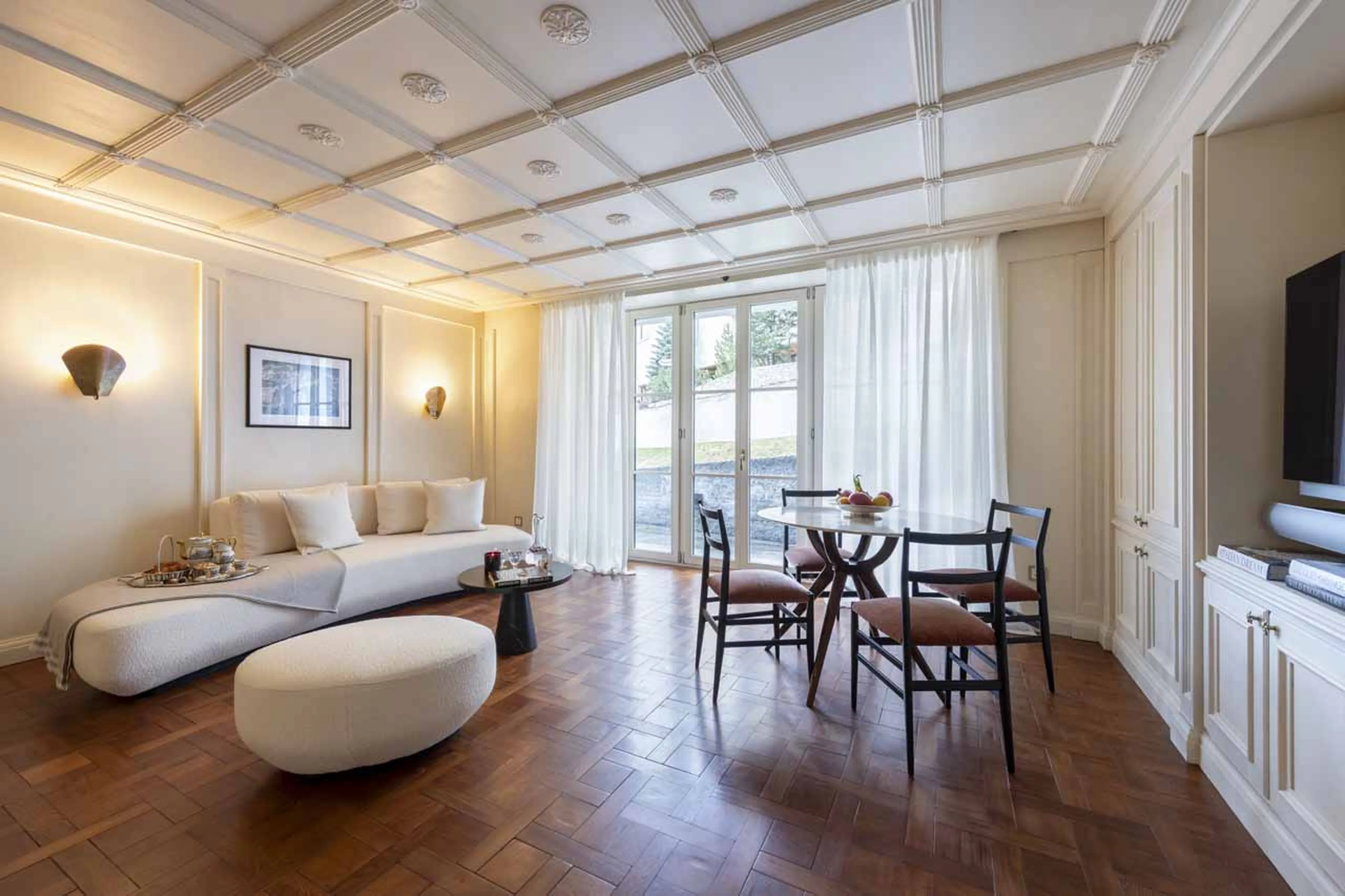 Sofas and dining table in Villa Erica 1, St Moritz