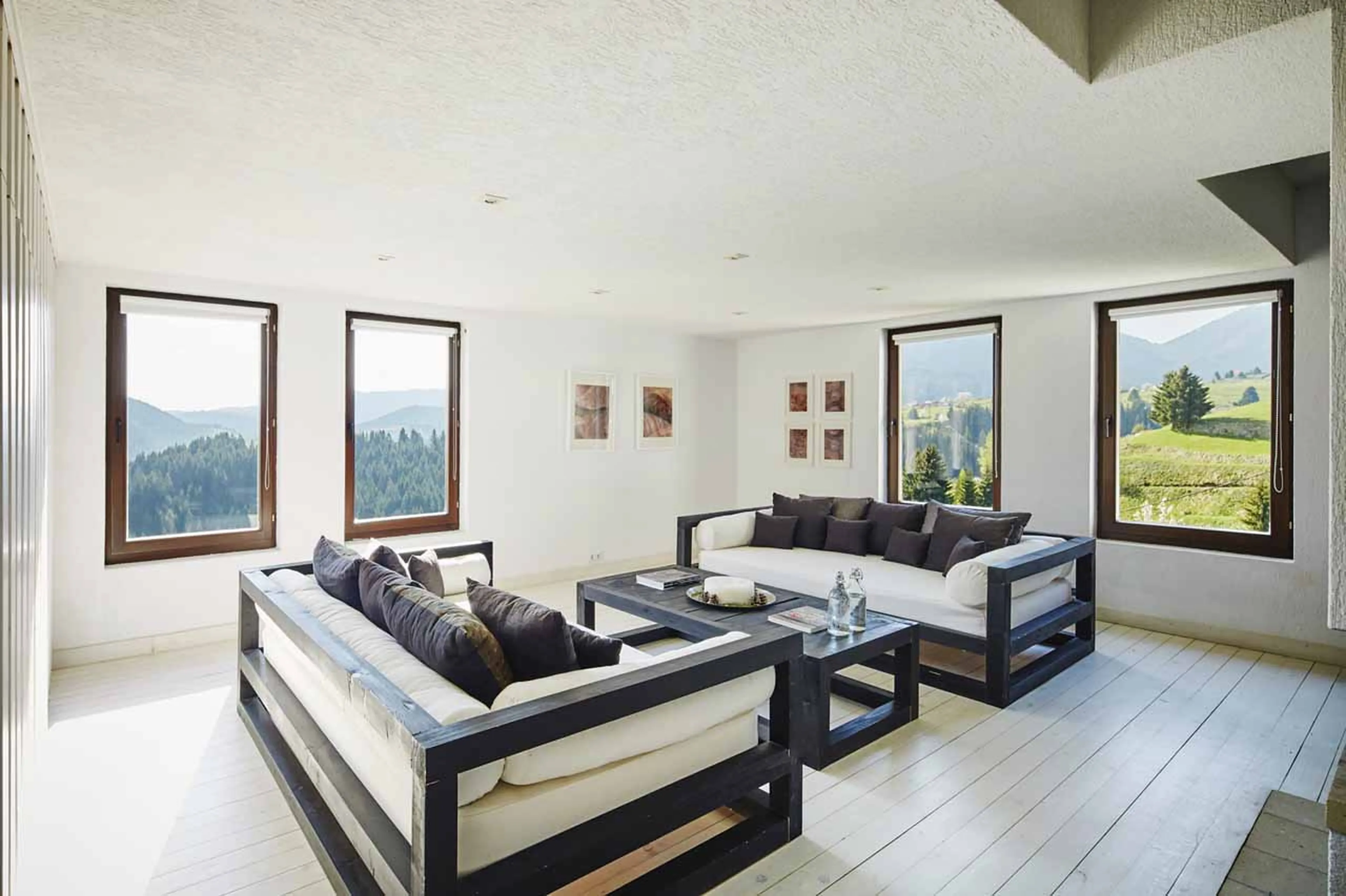 Sofas in Oriental Room at Villa Gella in the Rhodope Mountains