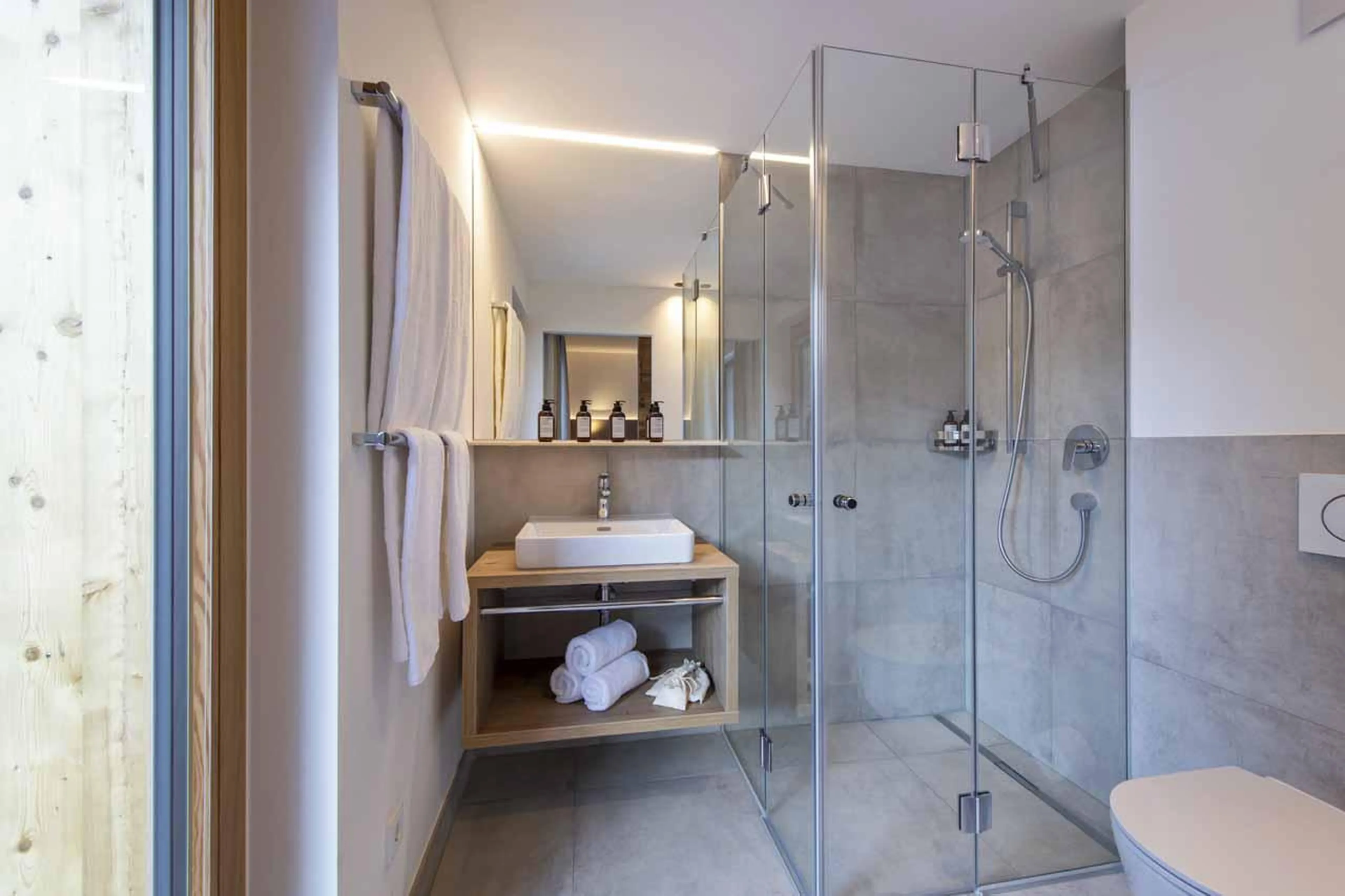 Bathroom three at Villa Villekulla in St Anton