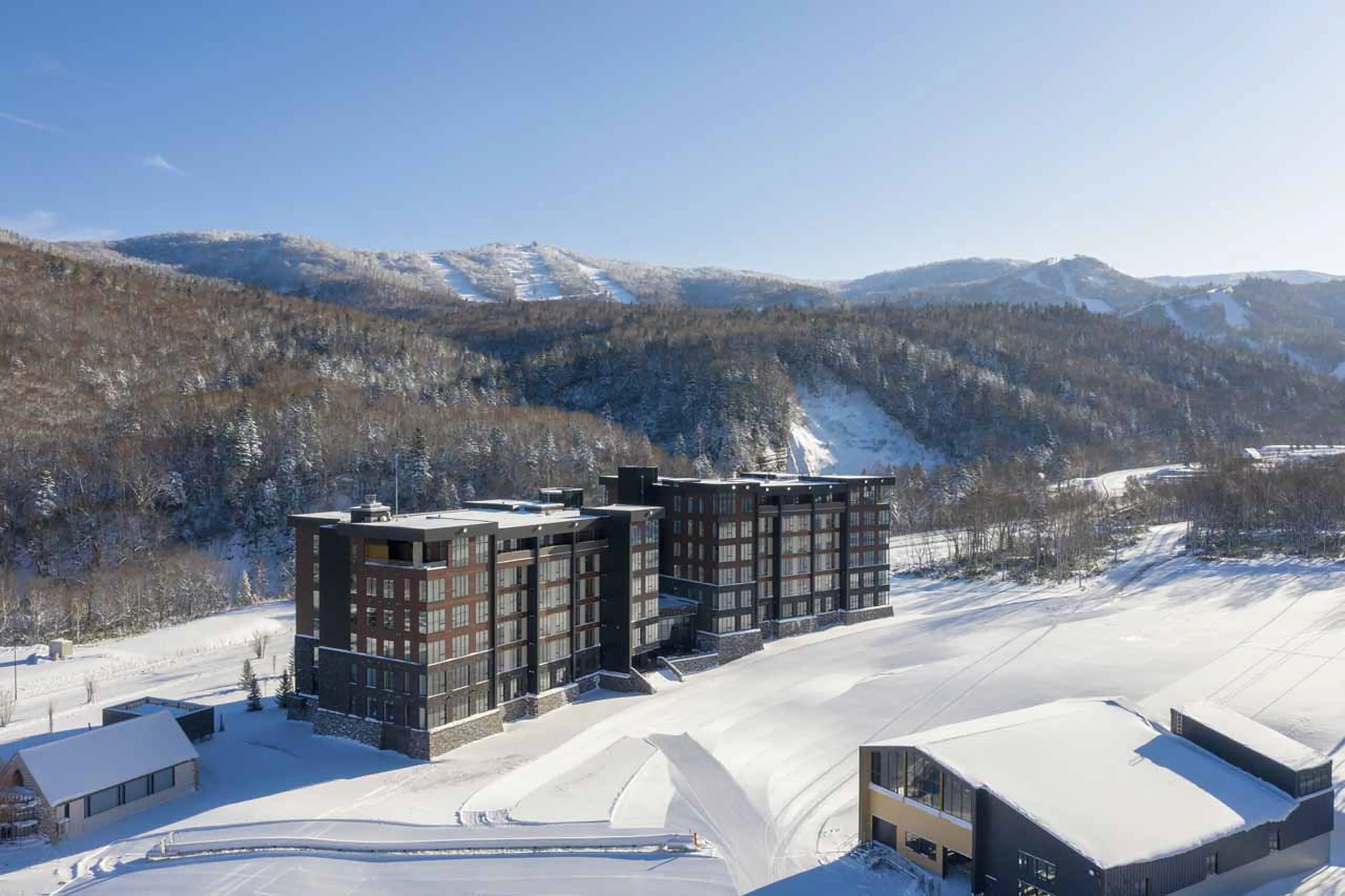 Ski-in/ski-out location of Yu Kiroro 3 Bedroom Superior