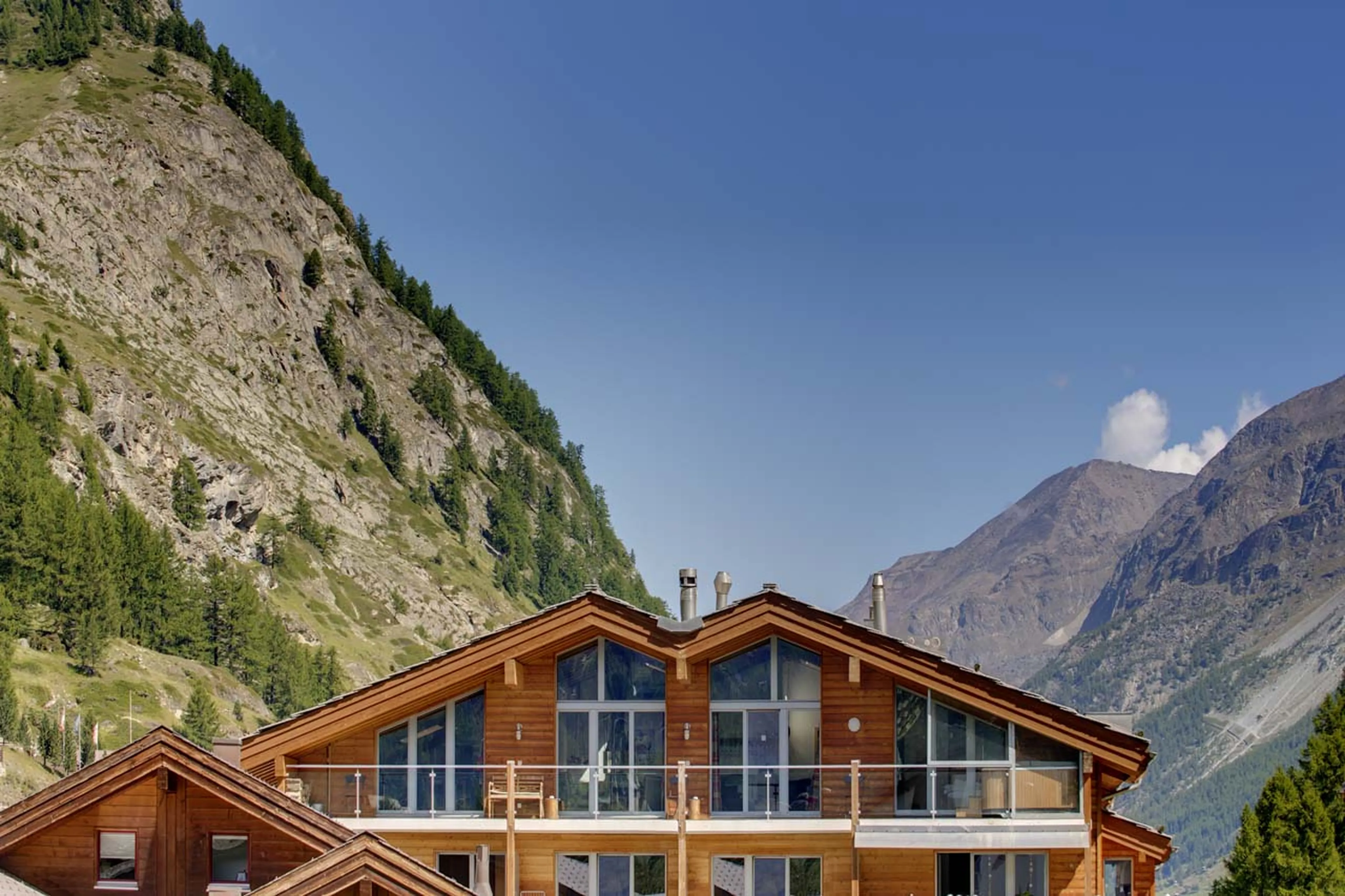Zermatt Lodge in Zermatt in summer